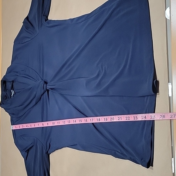 Premise Size L, Long Sleeve Twist Front Navy Blue V Neck Top, Exc. Used Cond. - Picture 8 of 11